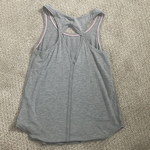RARE IVIVVA TANK TOP NOT SOLD ANYMORE BY IVIVVA - Picture 3 of 4